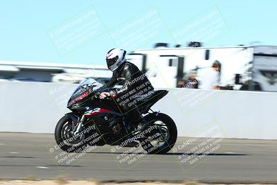 media/Jan-09-2022-SoCal Trackdays (Sun) [[2b1fec8404]]/Front Straight Speed Shots (1pm)/